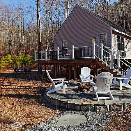 Our Private Wooded Cabin Chatham 외부 사진